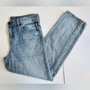 Ladies 28W x 28L Abercrombie & Fitch Signature Collection Ankle Straight Jean